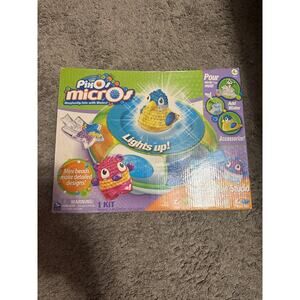 2010 vintage Pixos micros show glow studio ￼